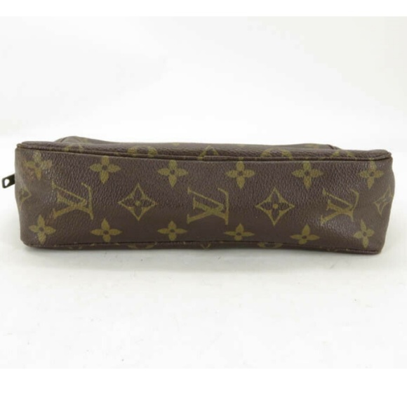 LOUIS VUITTON MONOGRAM TROUSSE TOILLET - Picture 5 of 8